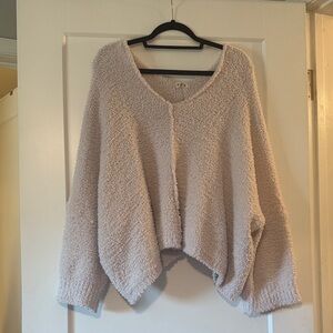 POL Soft Cream V-Neck Sweater